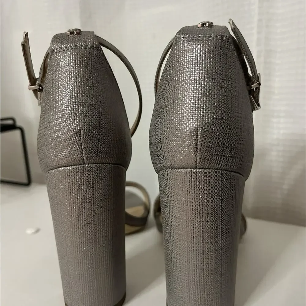 NWOT Sam Edelman Yaro Ankle‎ Strap Sandal Women's Pewter Metallic
